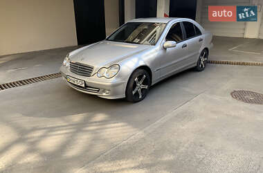 Седан Mercedes-Benz C-Class 2005 в Одессе