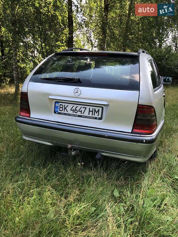 Універсал Mercedes-Benz C-Class 2000 в Костопілі