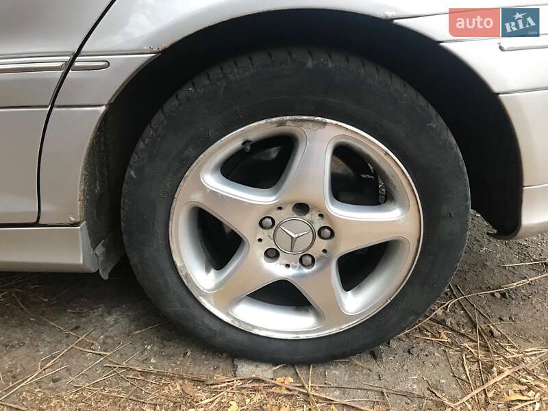 Седан Mercedes-Benz C-Class 2003 в Одессе