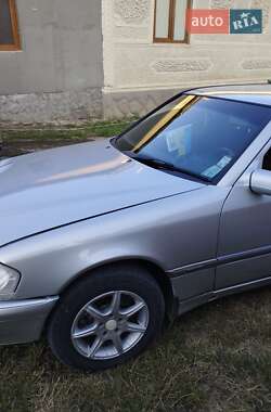 Седан Mercedes-Benz C-Class 1997 в Сокирянах