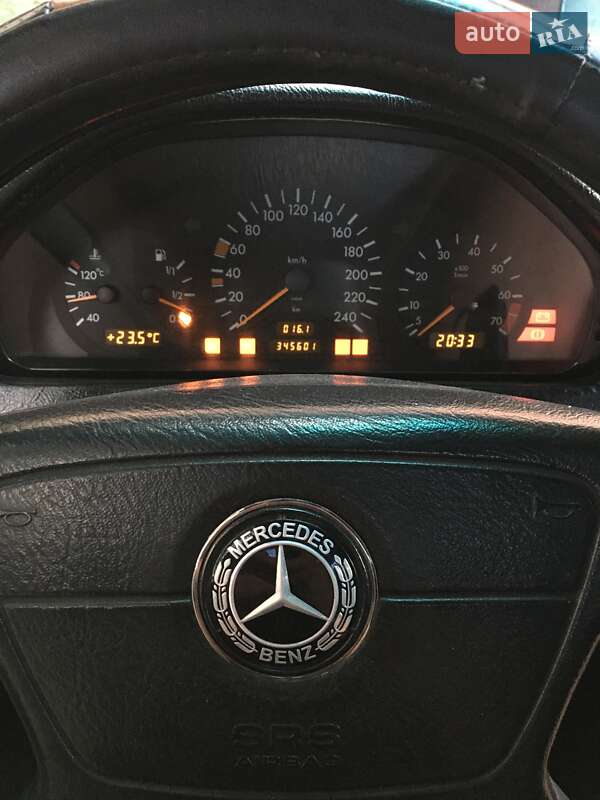 Седан Mercedes-Benz C-Class 1995 в Хмельницком