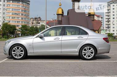 Седан Mercedes-Benz C-Class 2010 в Івано-Франківську