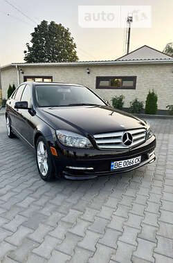 Mercedes-Benz C-Class 2011