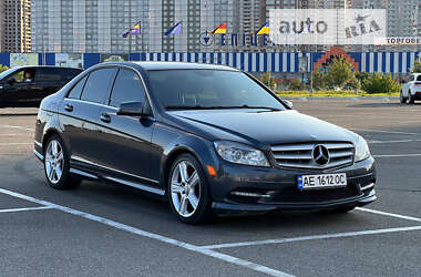 Mercedes-Benz C-Class 2010 Mercedes-Benz C-Class 2010