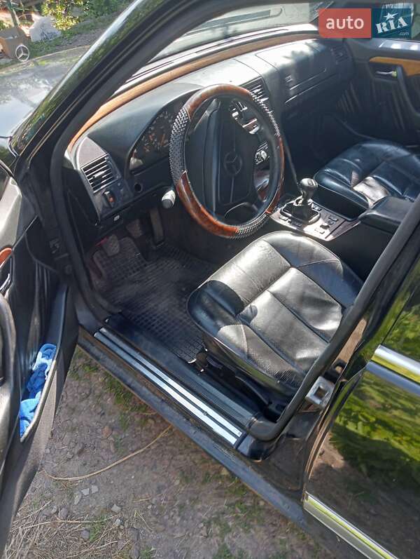 Седан Mercedes-Benz C-Class 1994 в Нововоронцовці