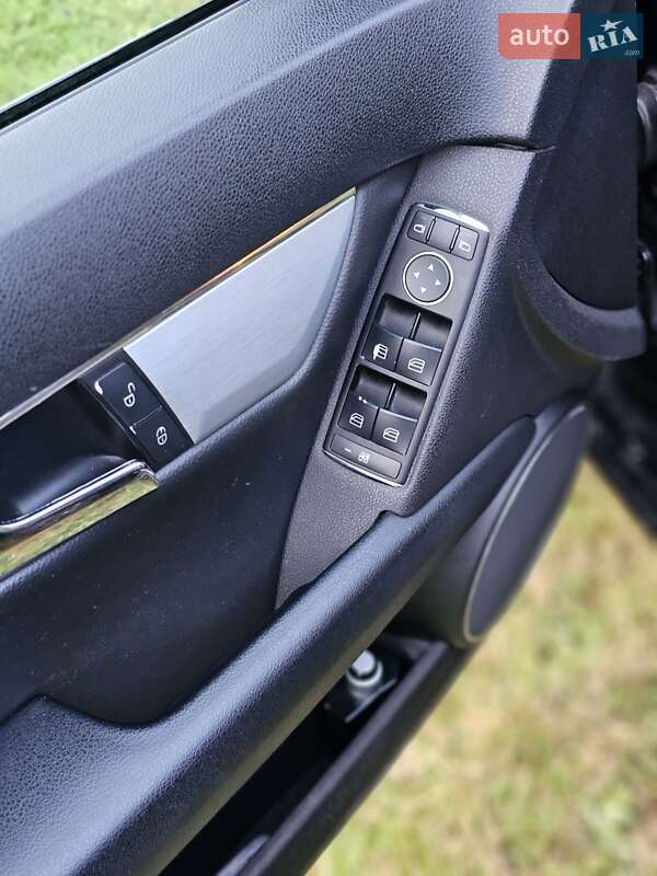 Універсал Mercedes-Benz C-Class 2009 в Ужгороді фото 11 Універсал Mercedes-Benz C-Class 2009 в Ужгороді