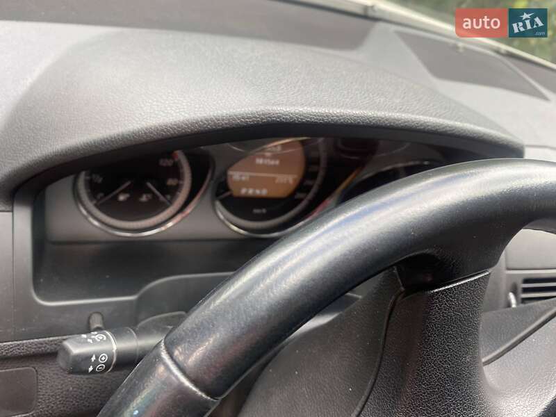 Универсал Mercedes-Benz C-Class 2010 в Виннице