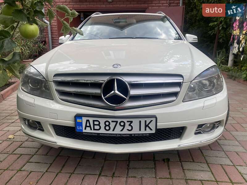 Универсал Mercedes-Benz C-Class 2010 в Виннице