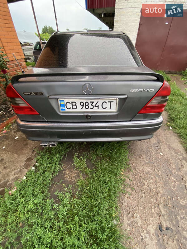 Седан Mercedes-Benz C-Class 1995 в Нежине