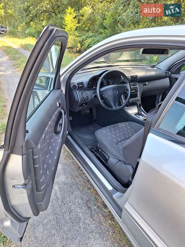Купе Mercedes-Benz C-Class 2002 в Житомире