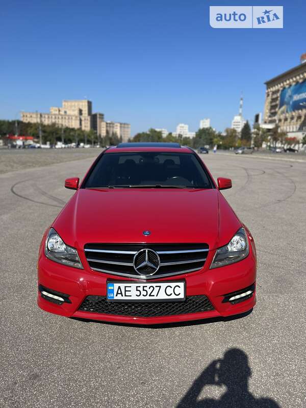 Седан Mercedes-Benz C-Class 2013 в Харкові