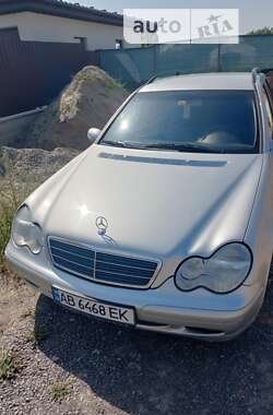 Універсал Mercedes-Benz C-Class 2003 в Вінниці