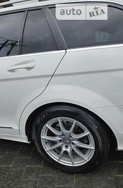Универсал Mercedes-Benz C-Class 2014 в 
