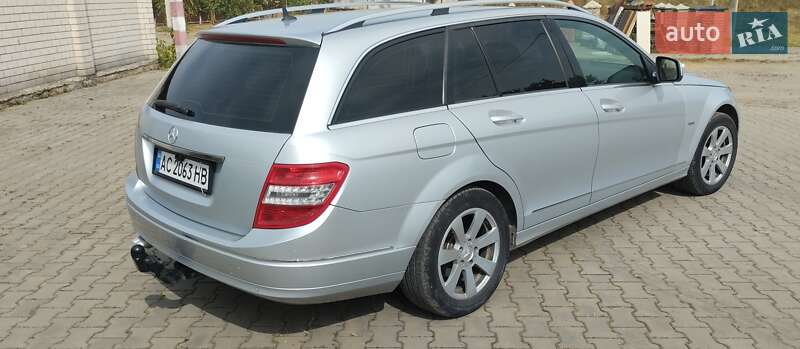 Универсал Mercedes-Benz C-Class 2008 в Луцке