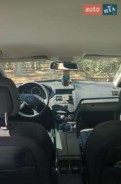 Универсал Mercedes-Benz C-Class 2010 в 
