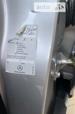 Седан Mercedes-Benz C-Class 2004 в 