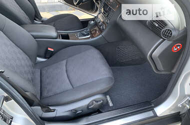 Седан Mercedes-Benz C-Class 2004 в 
