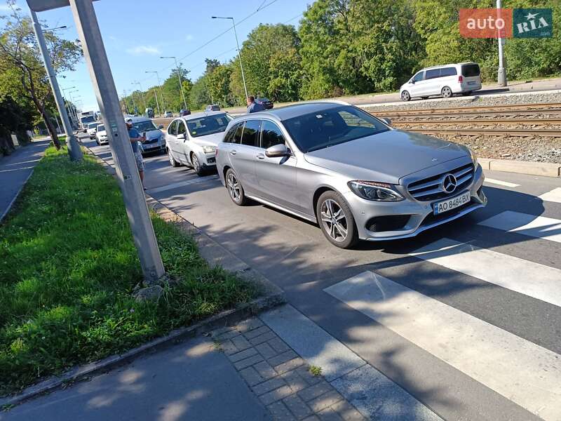 Універсал Mercedes-Benz C-Class 2016 в Сваляві