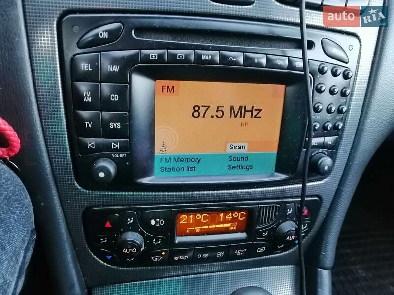 Седан Mercedes-Benz C-Class 2003 в Борщеве