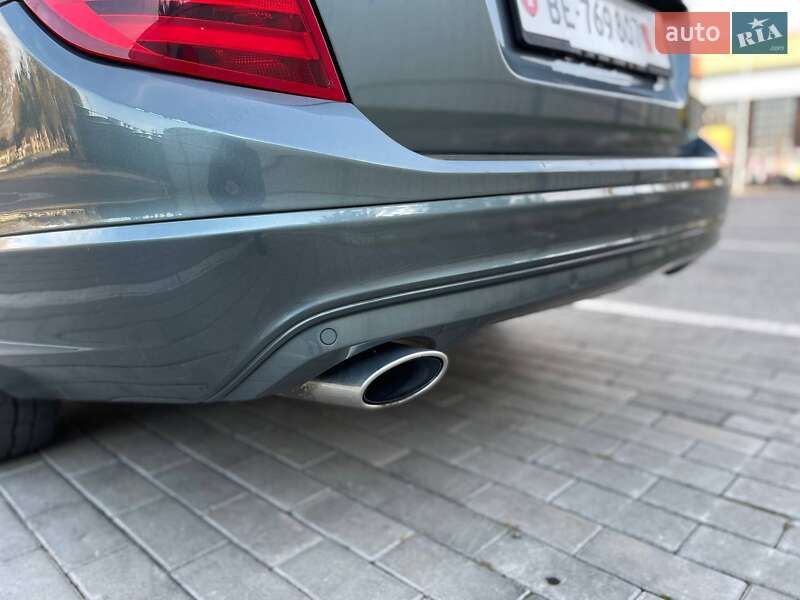 Універсал Mercedes-Benz C-Class 2011 в Луцьку