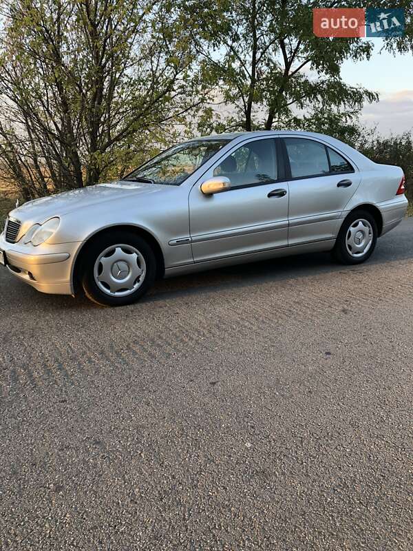 Седан Mercedes-Benz C-Class 2003 в Покровском