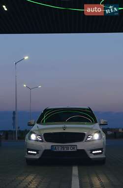 Mercedes-Benz C-Class 2011