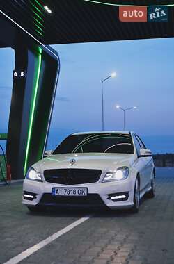 Седан Mercedes-Benz C-Class 2011 в 