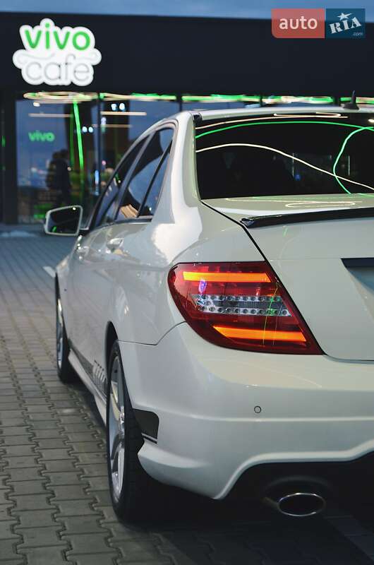 Седан Mercedes-Benz C-Class 2011 в Коростышеве фото 8 Седан Mercedes-Benz C-Class 2011 в Коростышеве