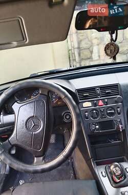 Седан Mercedes-Benz C-Class 1995 в 