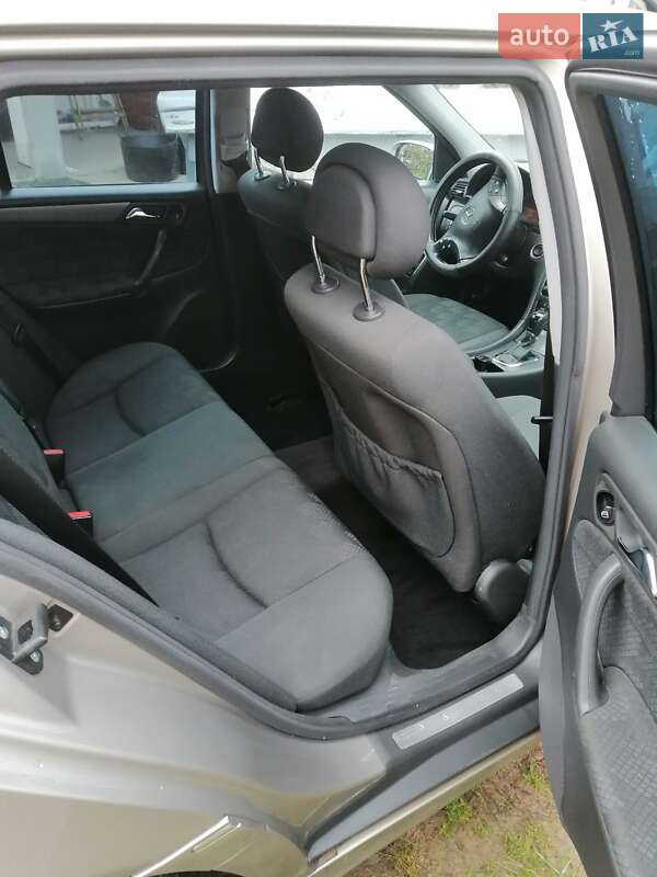 Седан Mercedes-Benz C-Class 2003 в Борщеве