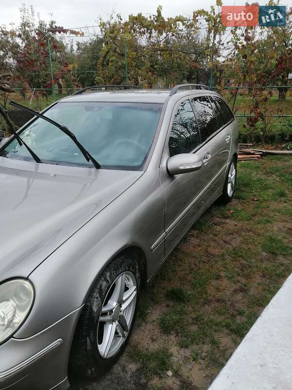 Седан Mercedes-Benz C-Class 2003 в Борщеве
