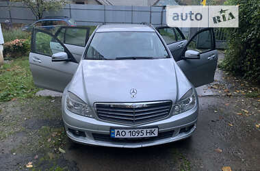 Універсал Mercedes-Benz C-Class 2010 в Мукачевому