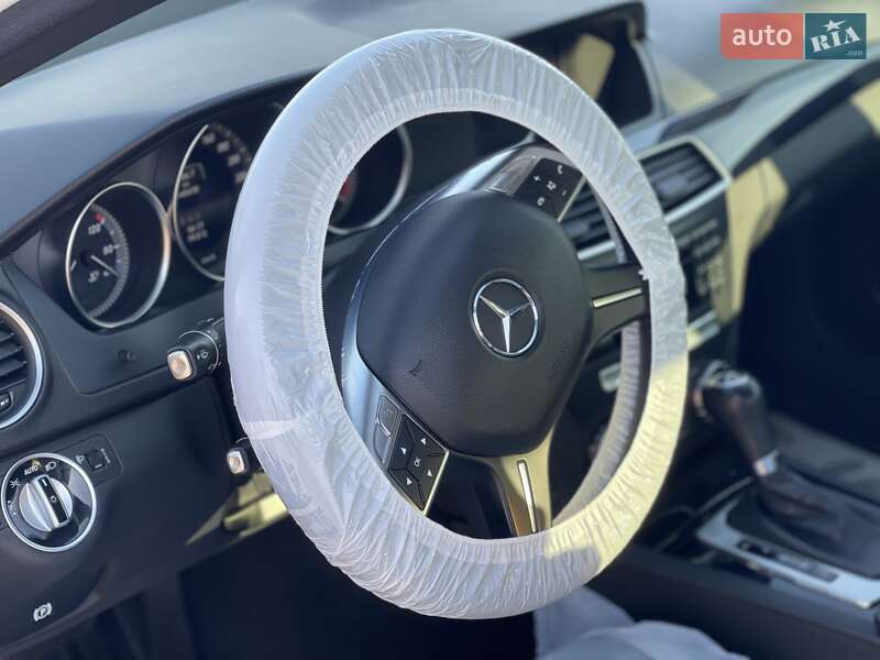 Седан Mercedes-Benz C-Class 2013 в Киеве