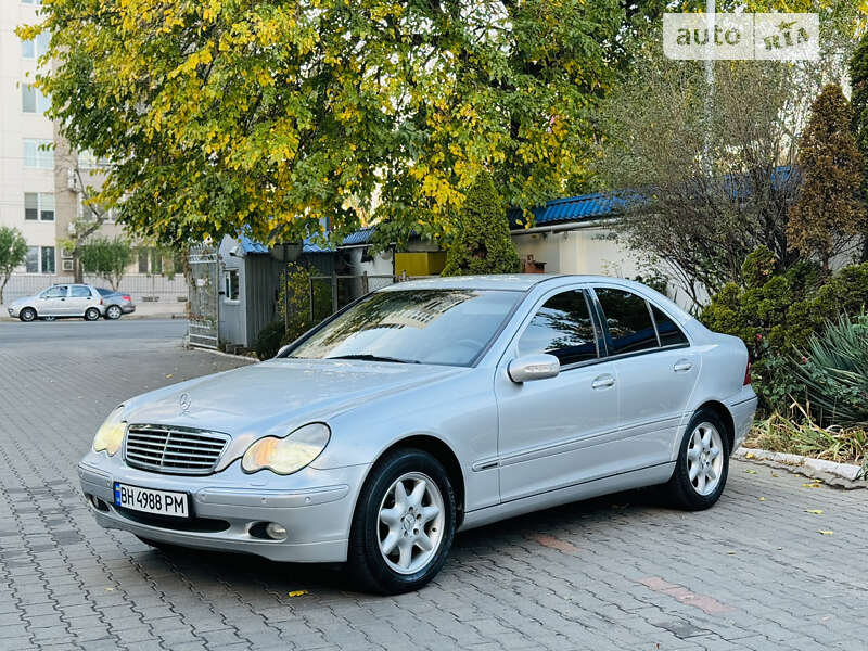 Седан Mercedes-Benz C-Class 2001 в 