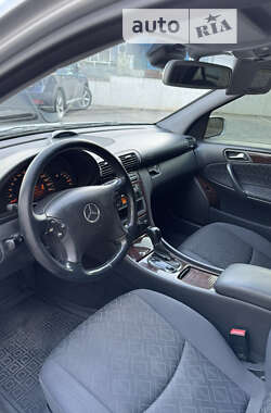 Седан Mercedes-Benz C-Class 2001 в 