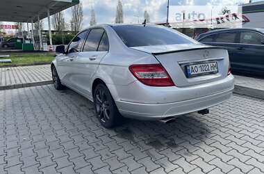 Седан Mercedes-Benz C-Class 2007 в Іршаві