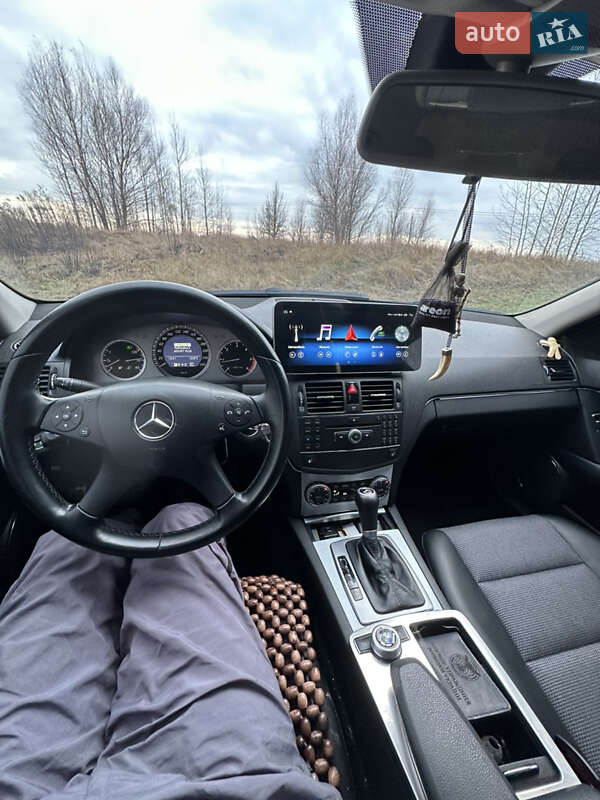 Универсал Mercedes-Benz C-Class 2008 в Киеве
