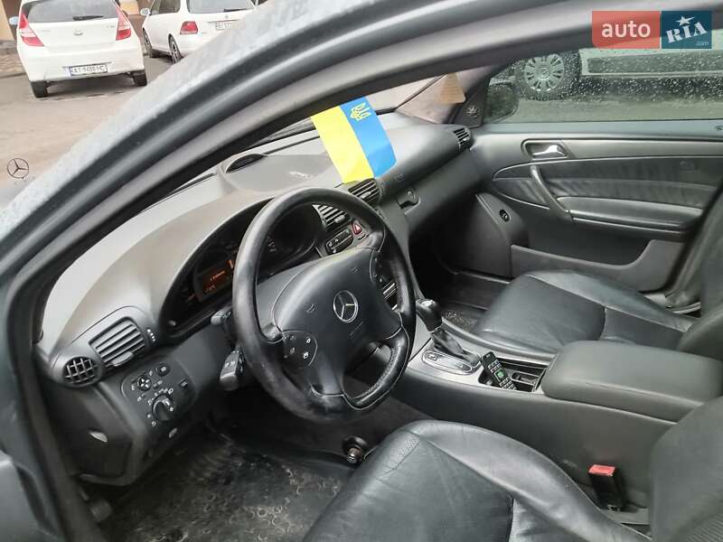 Седан Mercedes-Benz C-Class 2000 в Киеве