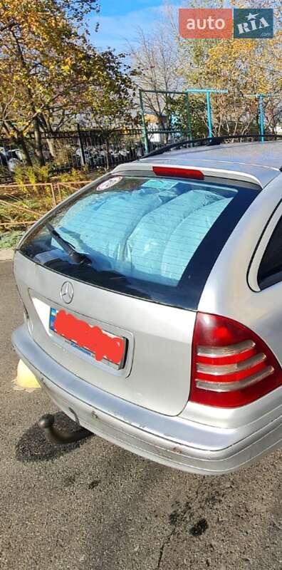 Универсал Mercedes-Benz C-Class 2002 в Киеве