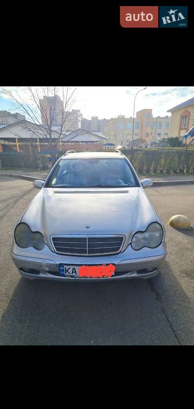 Универсал Mercedes-Benz C-Class 2002 в Киеве