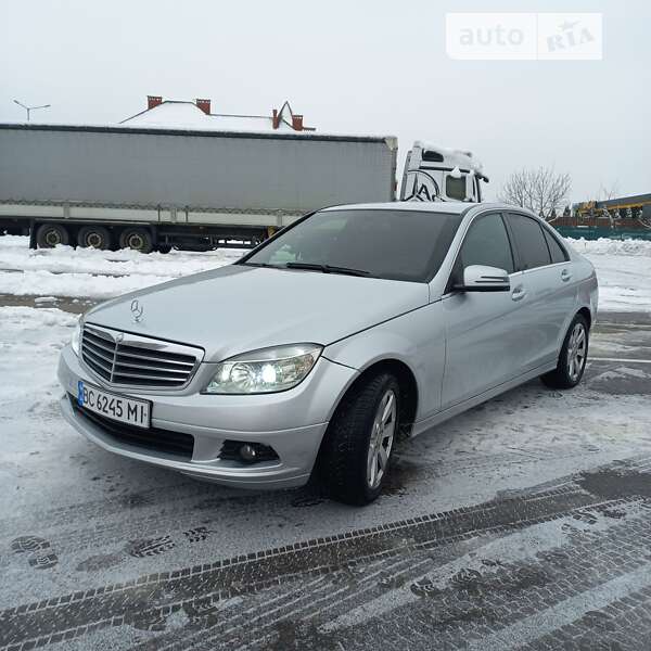 Седан Mercedes-Benz C-Class 2009 в Львове