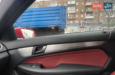 Купе Mercedes-Benz C-Class 2011 в Киеве