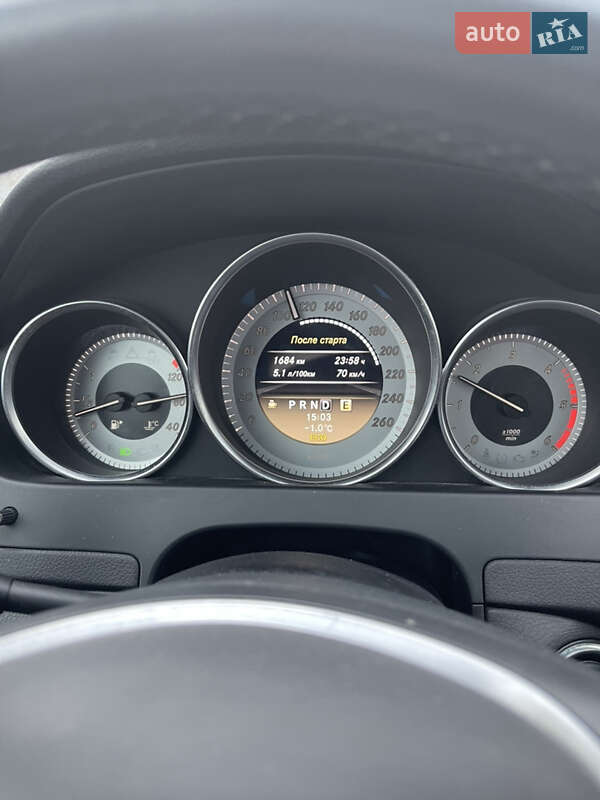 Купе Mercedes-Benz C-Class 2011 в Киеве