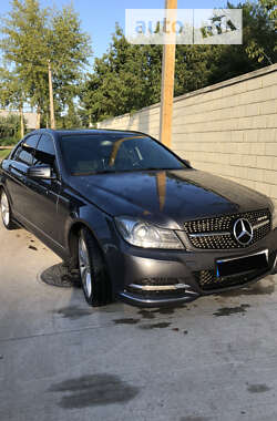 Седан Mercedes-Benz C-Class 2012 в Киеве