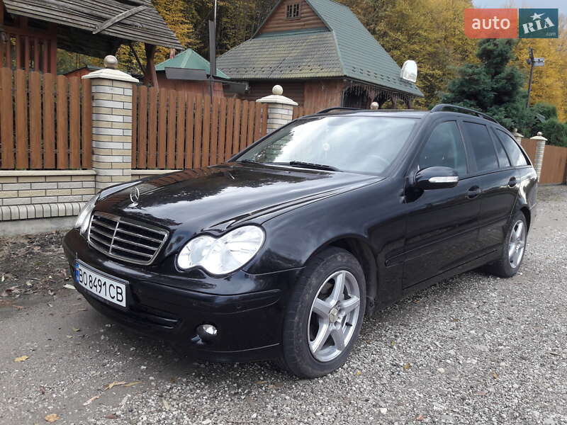 Универсал Mercedes-Benz C-Class 2006 в Коломые