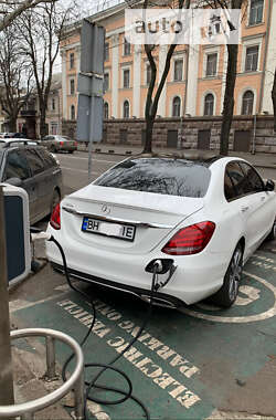 Mercedes-Benz C-Class 2016