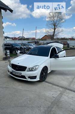 Купе Mercedes-Benz C-Class 2015 в 