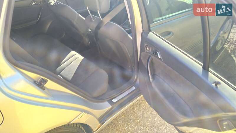 Универсал Mercedes-Benz C-Class 2002 в Ракитном