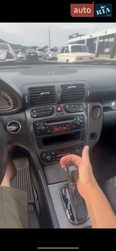 Седан Mercedes-Benz C-Class 2002 в Сумах