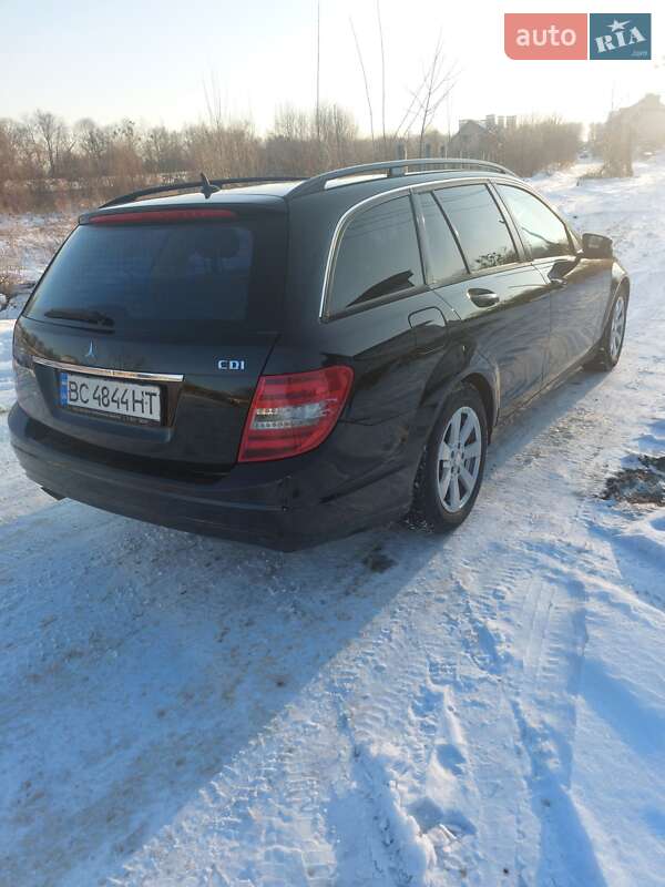 Универсал Mercedes-Benz C-Class 2012 в Стрые